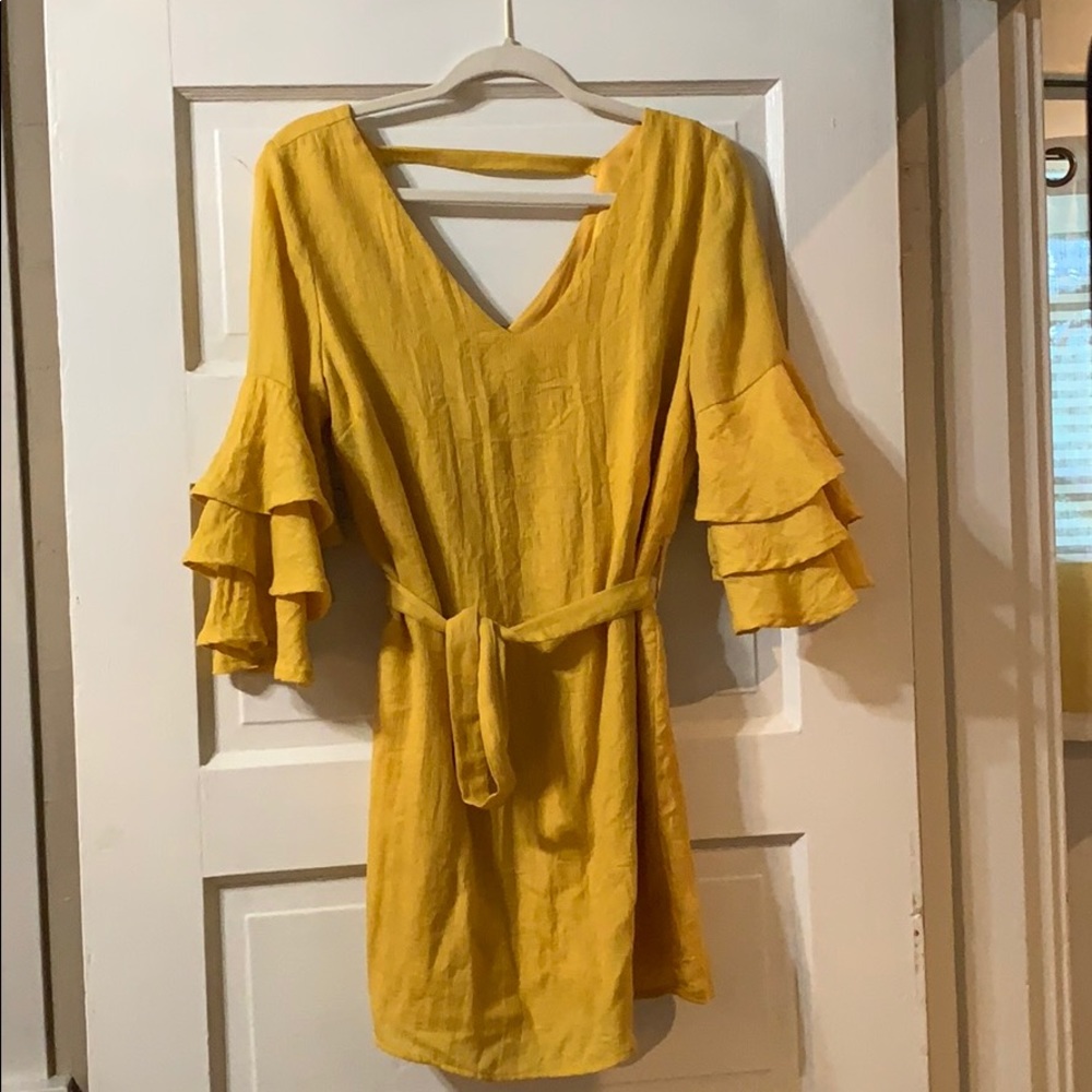 Oliveaceous / yellow ruffle sleeved dress (medium)